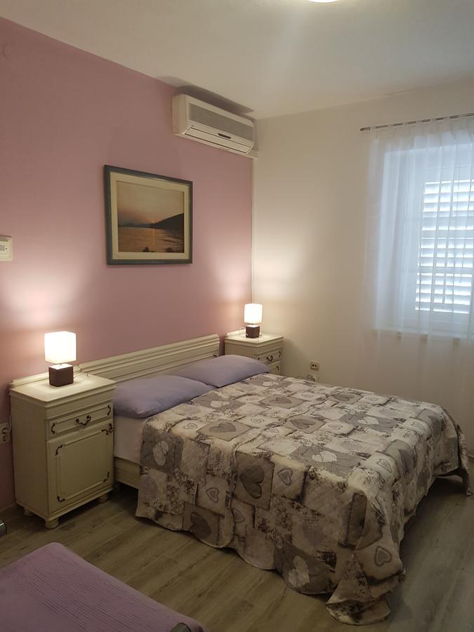 Apartments Kurtic มาคาร์สกา ภายนอก รูปภาพ